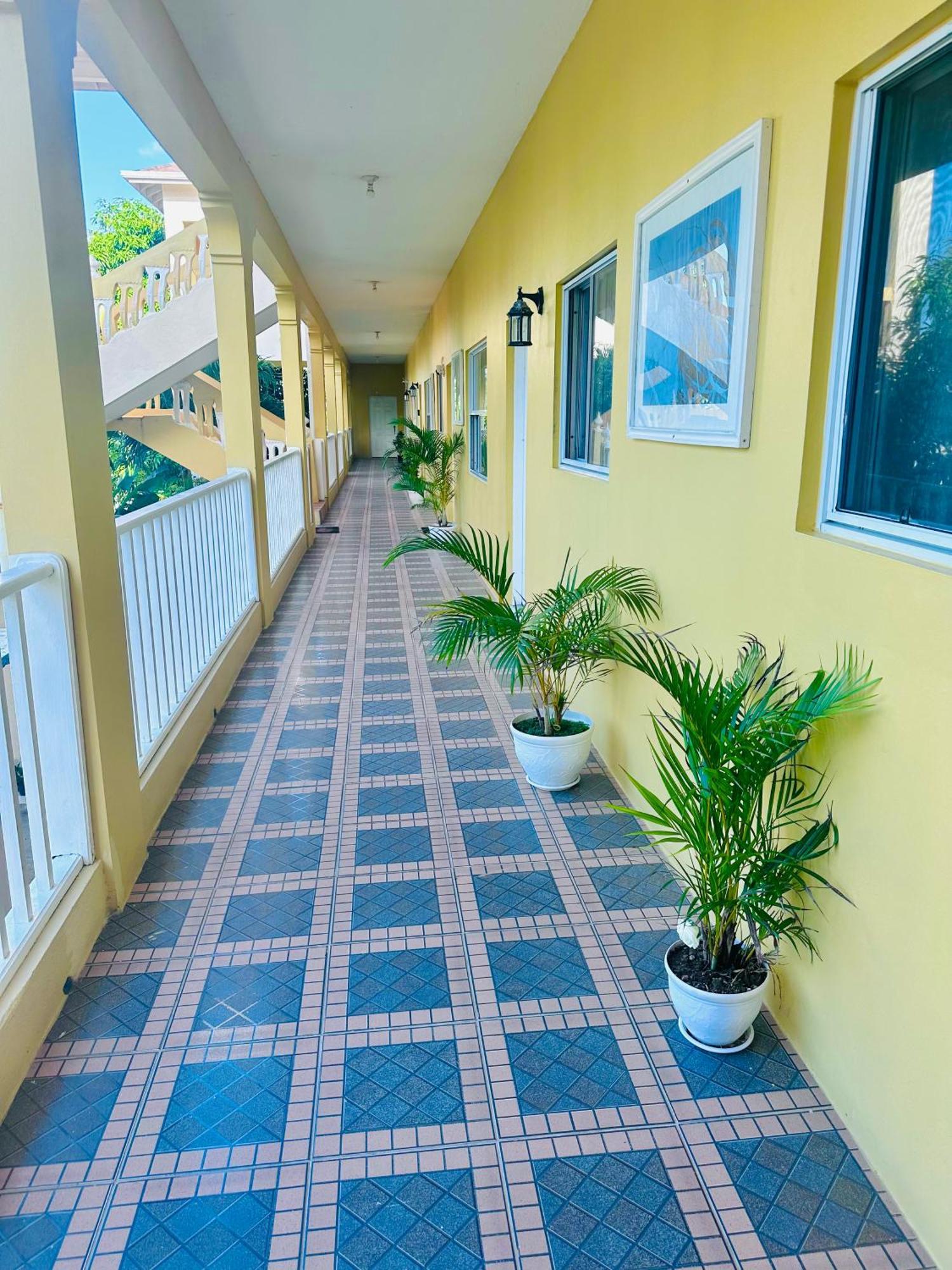 Spring Palm Estate Apartment St. Mary Exterior photo
